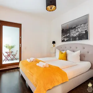 Pineapple Palais Am Neumarkt - 90 Qm - 1x Free Parking Dresden